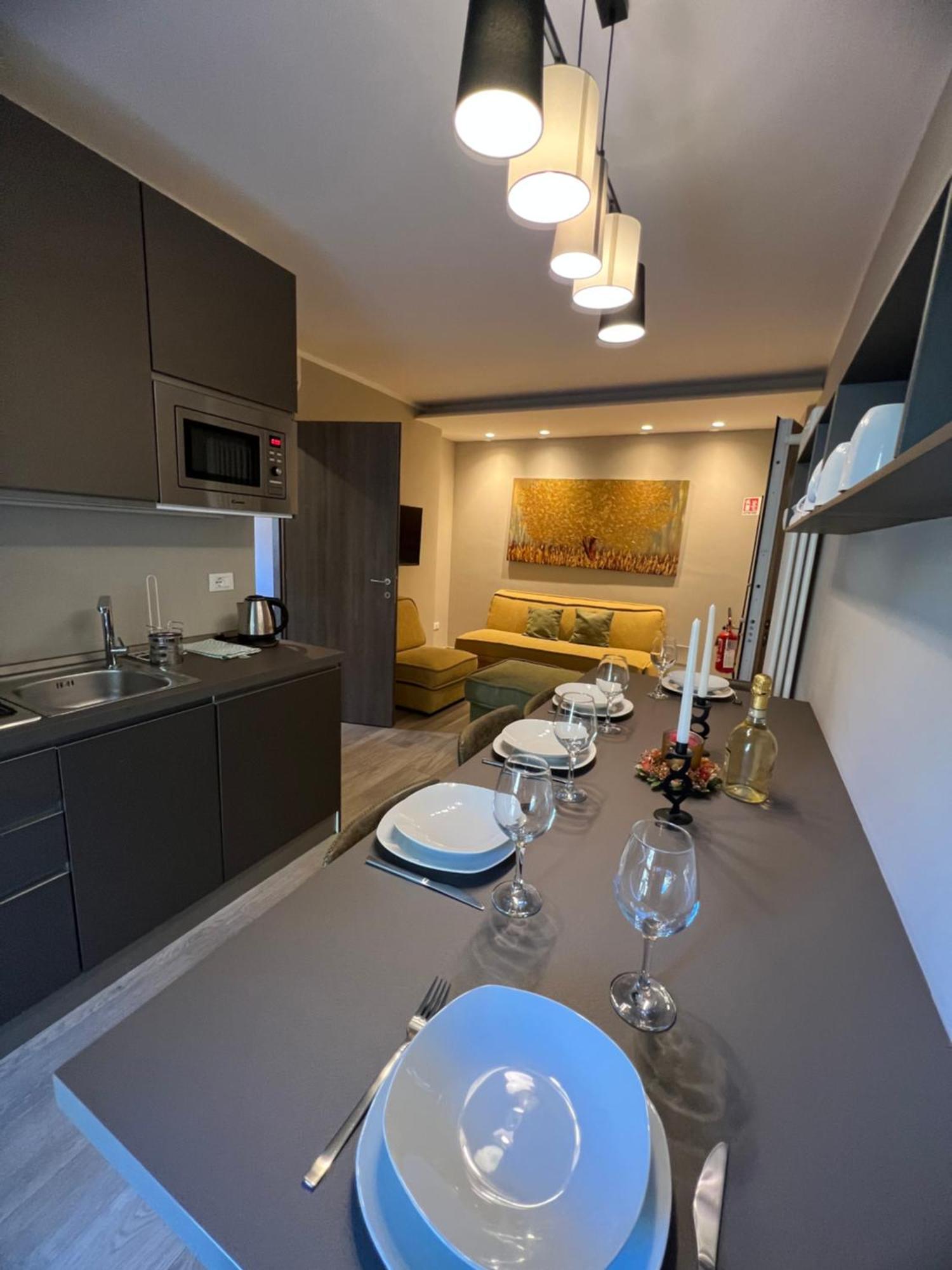 Blue Moon - Via Parigi Apartments 奥斯塔 外观 照片